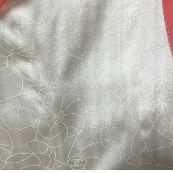 CHANEL VINTAGE 2004 FEMININE BLAZER - 42 - Picture 5 of 5